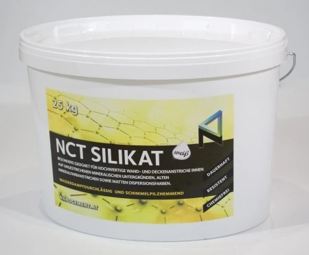 Farba mineralno-silikatowa do betonu na ostatnią warstę ściany po hydroizolacji.